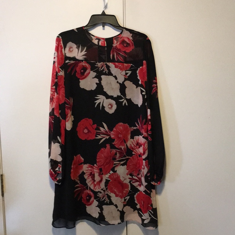 New York &  Co. gorgeous black and red dress